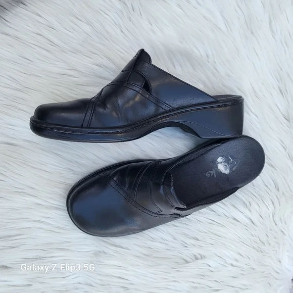 Clarks Black Slip On Loafers Mules 7M - Picture 11 of 12